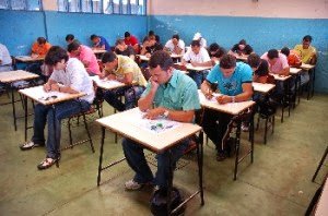 Funasa abre inscrição para concurso nesta segunda; salários chegam a R$ 8.300 1 concurso 300x198 1