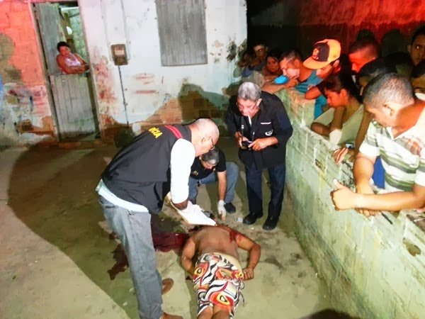 Homem é morto por não entregar amigo no Bairro dos Novais 3 20131020 030022