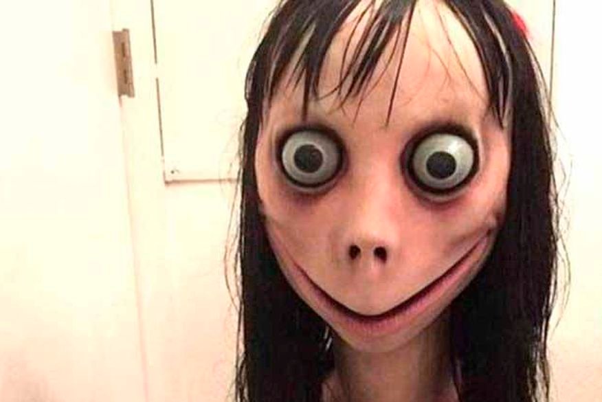 Ministério Público pede que Google e WhatsApp removam imagens da boneca 'Momo' 1 boneca momo