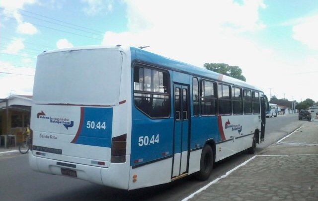 Assaltantes fazem arrastão em passageiros de ônibus de Santa Rita 1 B5966DB3 48FC 41E8 93B0 6D69307B3367