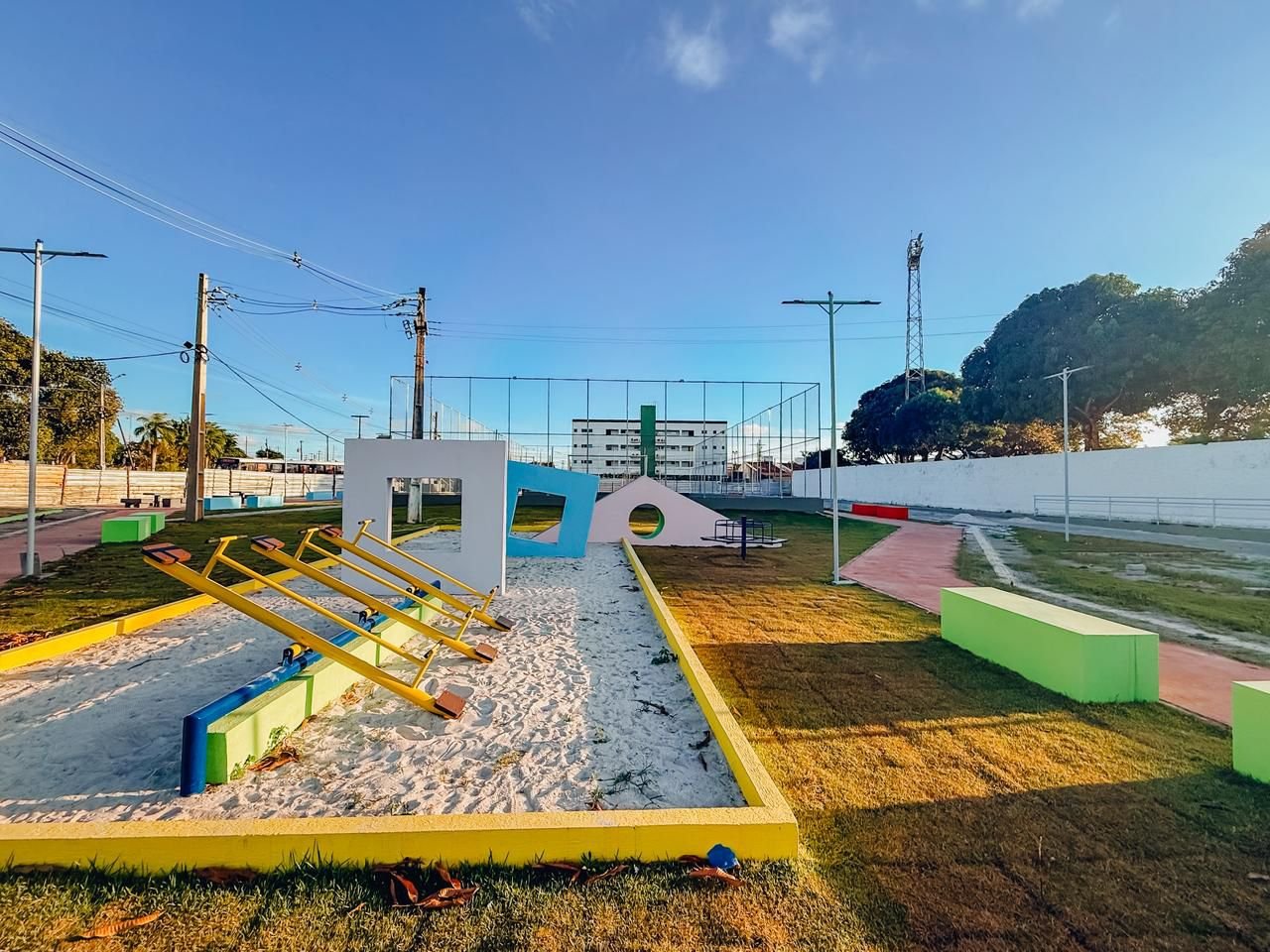 Jackson Alvino anuncia inauguração da Praça Prefeito Severino Maroja, em frente ao Estádio O Teixeirão 3 1000570028
