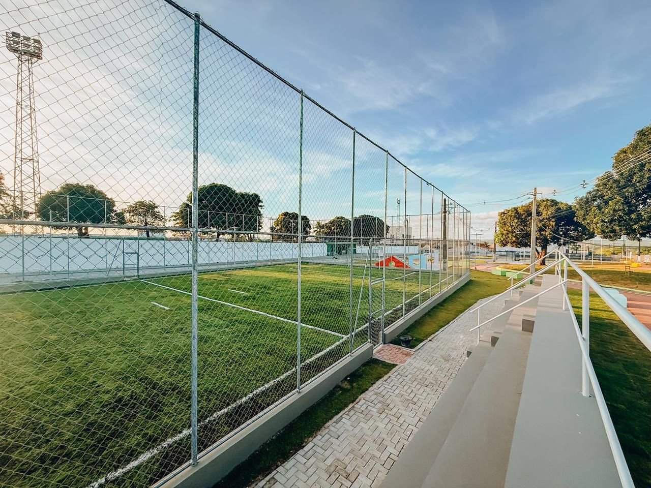 Jackson Alvino anuncia inauguração da Praça Prefeito Severino Maroja, em frente ao Estádio O Teixeirão 4 1000570029
