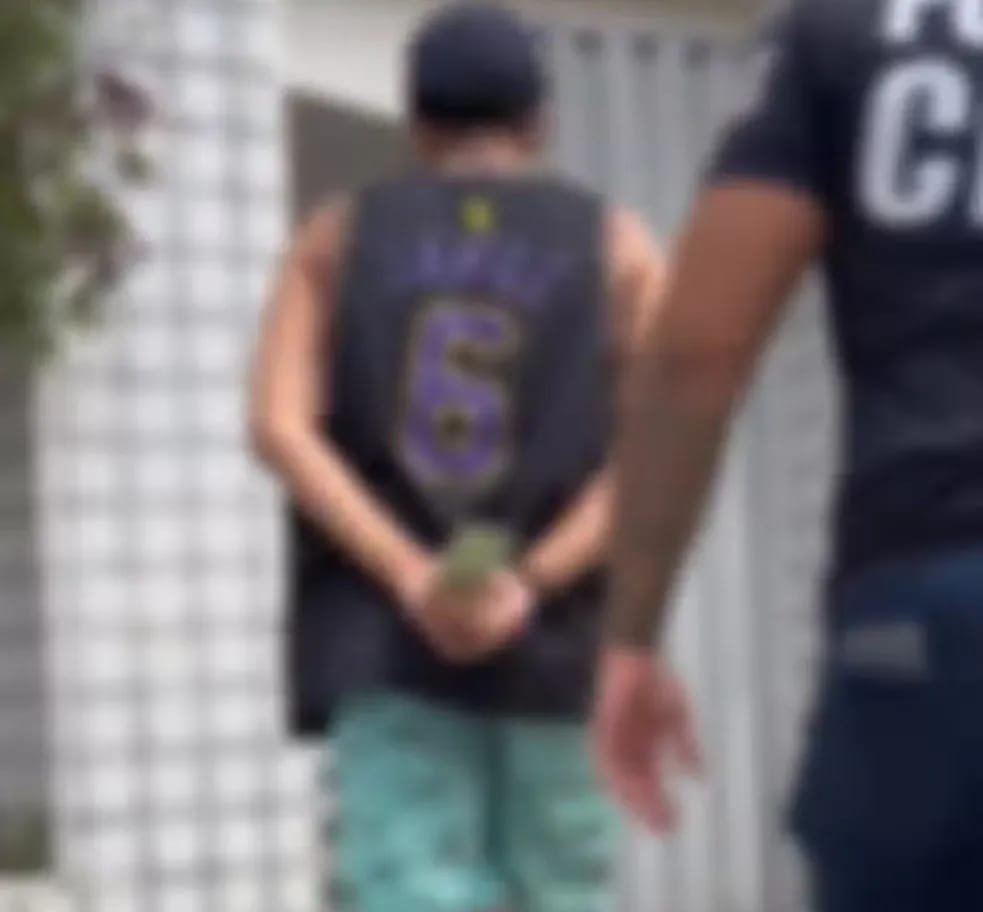 Homem é preso suspeito de estuprar criança de 11 anos e mãe é indiciada por aceitar relacionamento dos dois