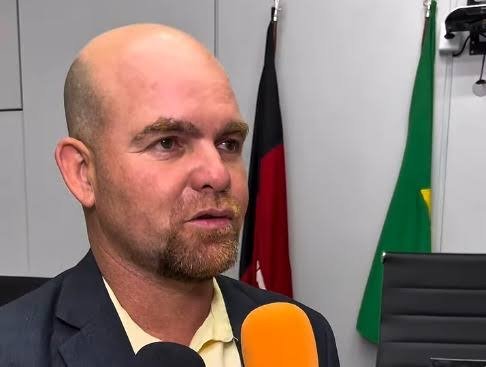 Juíza revoga prisão de vereador e determina uso de tornozeleira