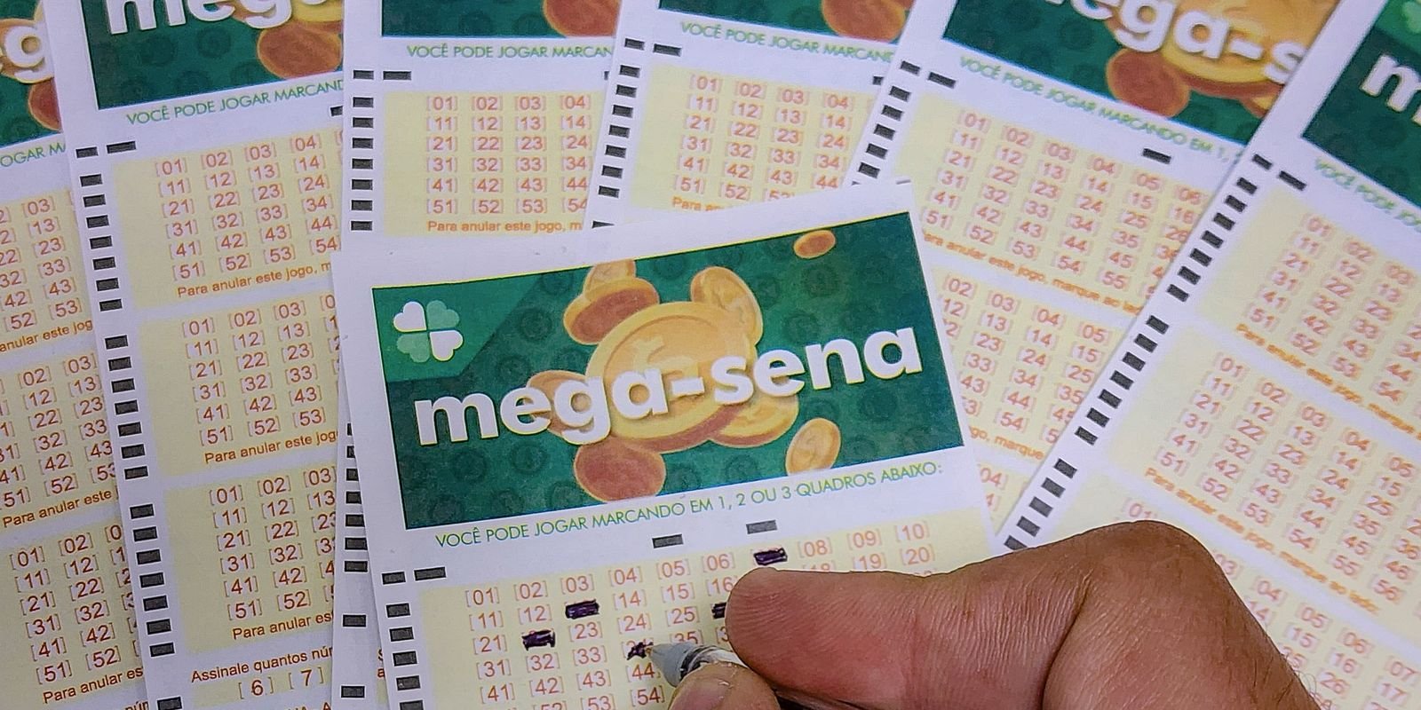 Mega-Sena terá semana especial com cinco sorteios consecutivos Mega-Sena terá semana especial com cinco sorteios consecutivos