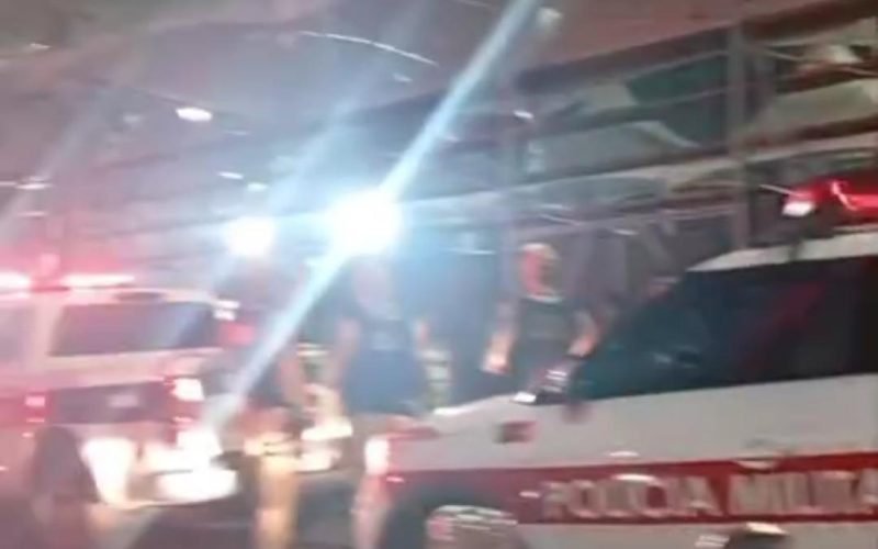 Arquibancada do Carnaval Tradição em João Pessoa cede e desfiles são suspensos