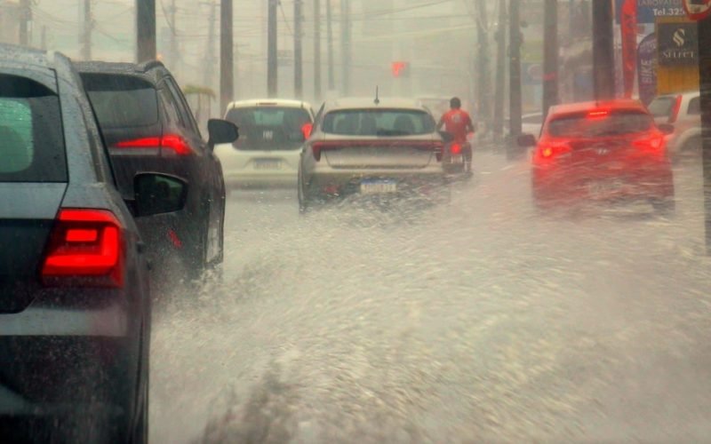 Inmet renova alerta de perigo potencial de chuvas intensas para Santa Rita e mais de 169 cidades da Paraíba