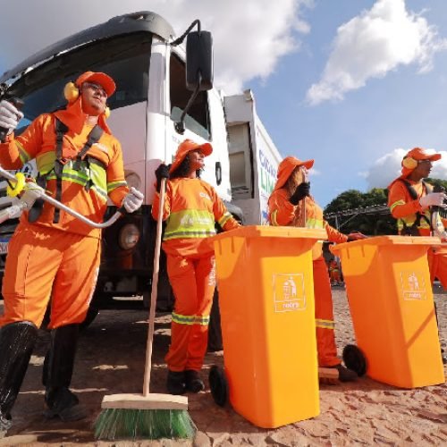 Projeto aprovado garante R$ 3 mil, insalubridade e aposentadoria especial para garis