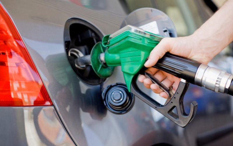 Petrobrás anuncia aumento do preços do diesel para distribuidoras no Brasil