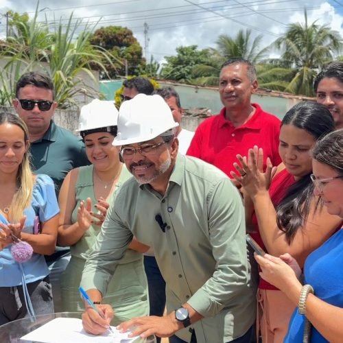 PAVIMENTA JÁ: Prefeitura de Santa Rita assina ordem de serviço para pavimentação de rua no Distrito de Lerolândia