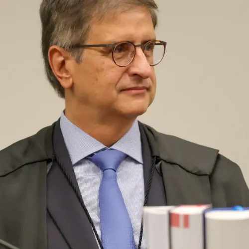PGR dá parecer contra pedido de acesso a registro de Vorcaro no Senado