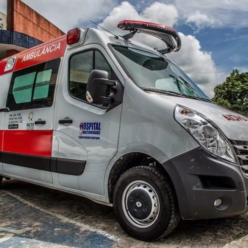 Em Santa Rita prefeitura realiza entrega de ambulância ao Hospital e Maternidade Flávio Ribeiro Coutinho