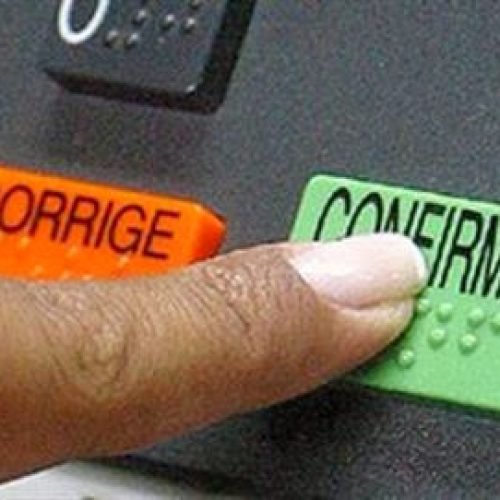 Faltando menos de um ano para as eleições, prefeitos viram cabos eleitorais
