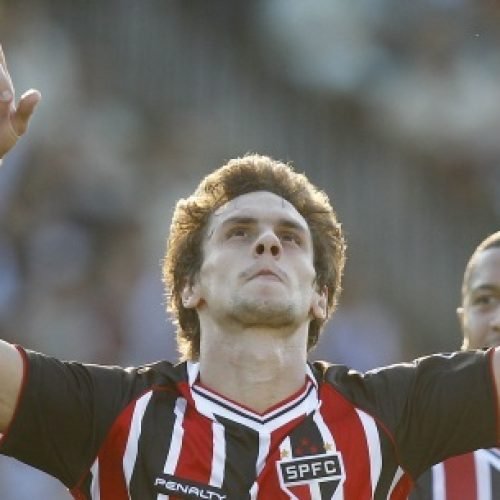 Muricy vence a segunda consecutiva e São Paulo deixa a zona de rebaixamento