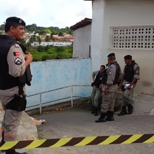 Jovem é assassinado a tiros na Avenida Beira Rio em João Pessoa