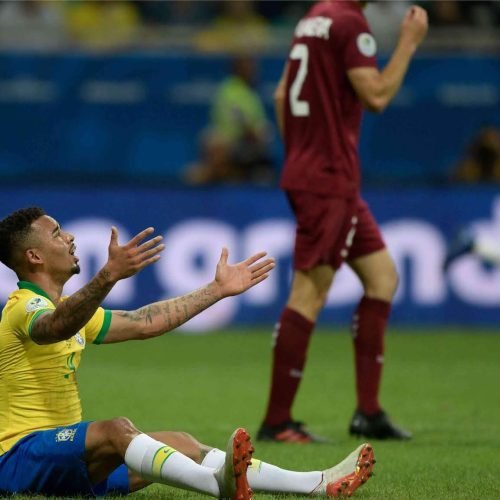 Brasil empata sem gols com Venezuela pela Copa América