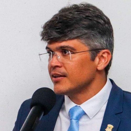 DESTAQUE DO PARLAMENTO: Em uma única sessão Câmara aprova seis projetos de lei do vereador Alysson Gomes, ligados à pauta da mulher, em Santa Rita.