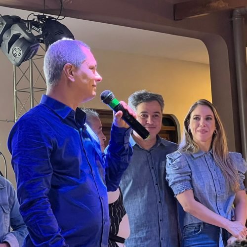 Aniversário do Major Neto reúne amigos, aliados e familiares em noite de festa e emoção em Santa Rita