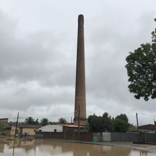 Risco de desabamento do bueiro de Tibiri Fábrica assusta moradores