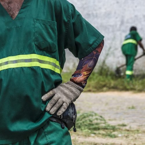 Prefeitura de Santa Rita faz mega-operação de limpeza, na cidade.