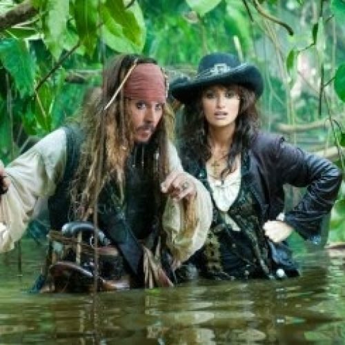 Johnny Depp fica ferido durante filmagens de ‘Piratas do Caribe’