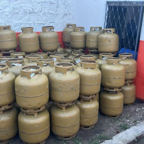 Carga roubada com mais de 200 botijões é recuperada em Santa Rita