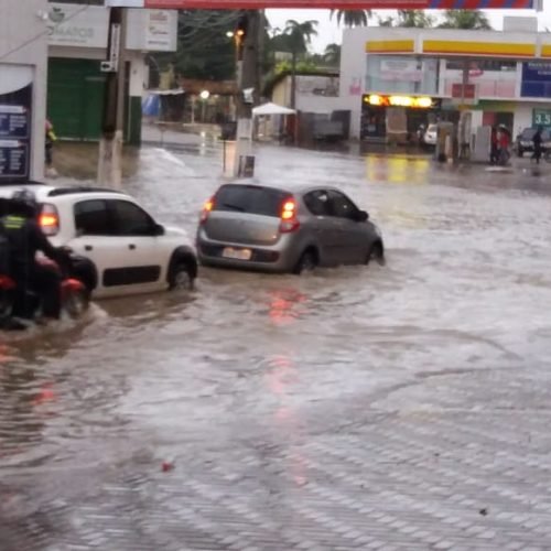 ATENÇÃO: Instituto de Meteorologia emite alerta vermelho e chuvas fortes devem continuar