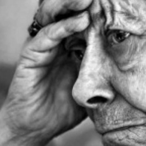 Reforma propõe que idoso muito pobre espere os 70 anos por salário mínimo
