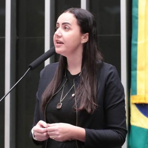 Comissão aprova proposta que obriga escolas a comunicar suspeita de trabalho infantil