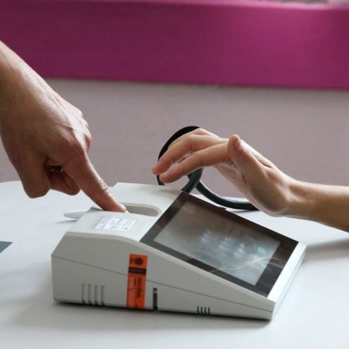 Eleitor sem biometria pode votar no segundo turno das eleições