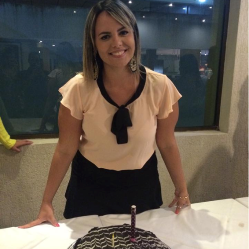 A belíssima Kamila Albuquerque festejou seu aniversário em grande estilo.
