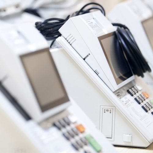 Estado de SP começa a preparar mais de 114 mil urnas para o 2º turno
