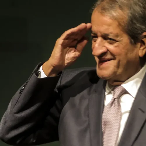 PL, partido de Flávio, reconhece vitória de Lula nas eleições
