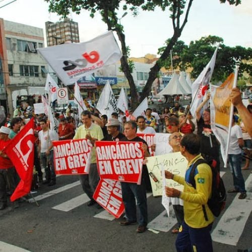 Em Tibiri: moradores protestam para agilizar as obras do anel viário