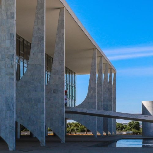 Instituto prevê impacto fiscal de R$ 40 bilhões com medidas de Lula