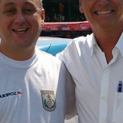 Bolsonaro diz esperar que se chegue a mandante da morte de Marielle e comenta foto com preso