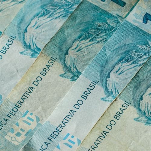 CMN amplia em R$ 2 bi limite de crédito a estados e municípios