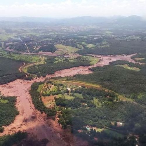 Número de mortos em Brumadinho sobe para 99 e 259 estão desaparecidos
