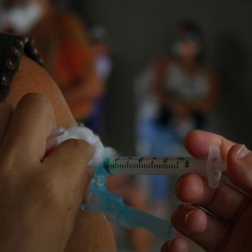 Brasil registra 1.240 mortes por covid e 31.359 novos casos em 24h