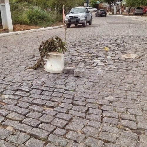 Descaso: Santa Rita entregue aos vasos sanitários