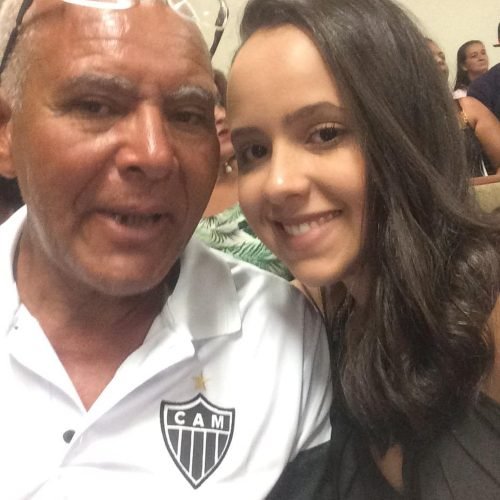 Filha que achou celular de pai desaparecido em Brumadinho faz cerimônia de cremação após corpo ser identificado